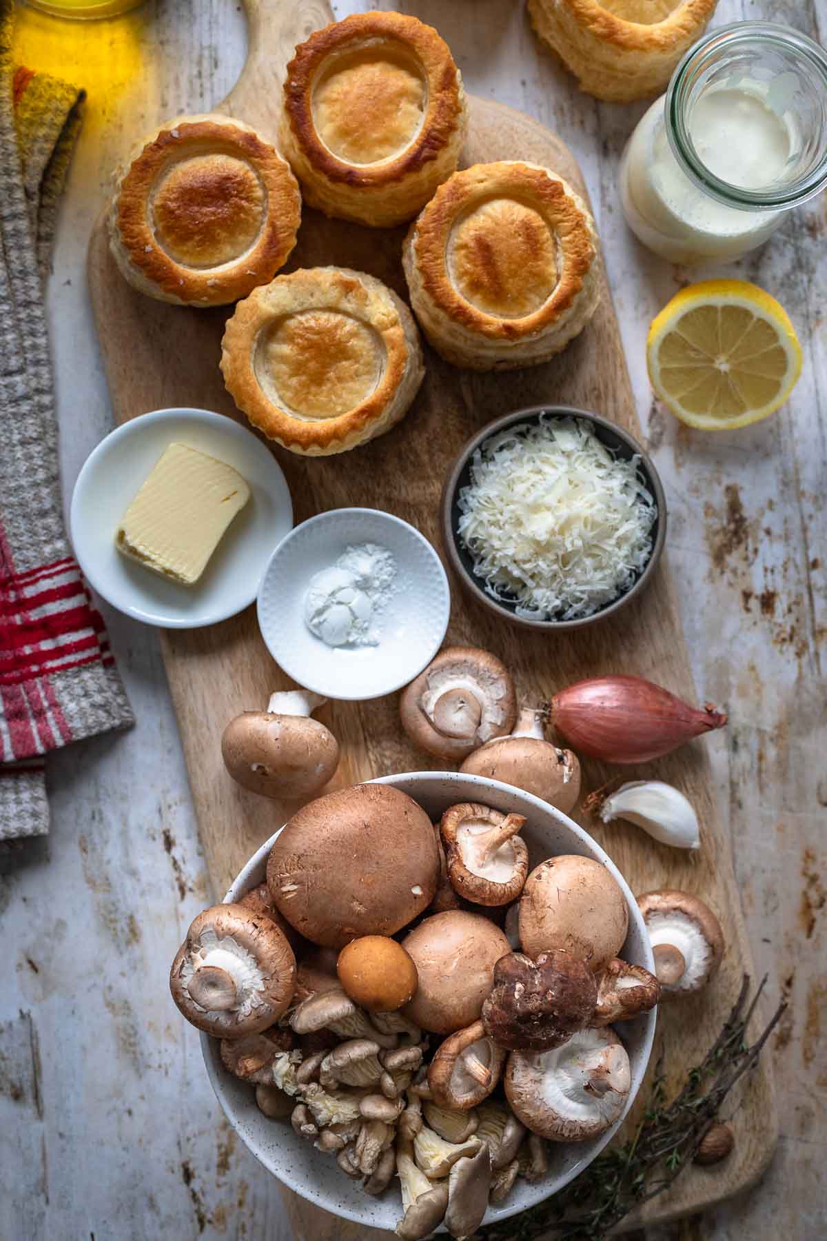 Blätterteigpasteten mit Pilzfüllung | Rezept | Elle Republic