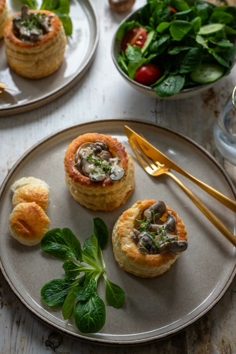 Mushroom Vol-au-Vents (Blätterteigpasteten mit Pilzfüllung Rezept)