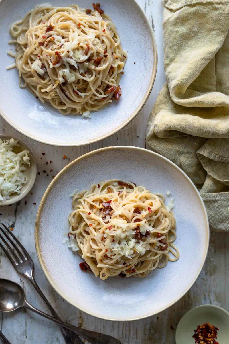 Spaghetti alla Carbonara Rezept Original mit Guanciale, Eiern und Pecorino