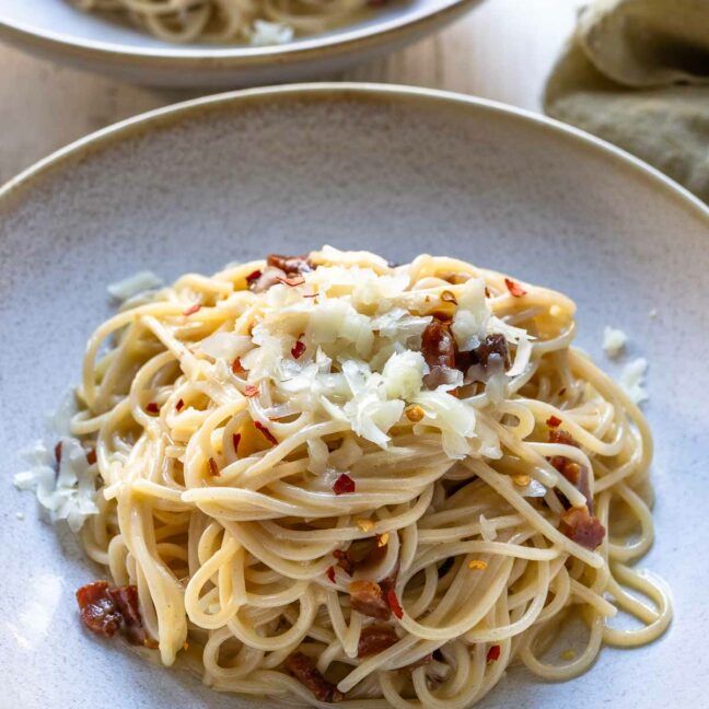 Spaghetti Carbonara Rezept Original mit Guanciale, Eiern und Pecorino