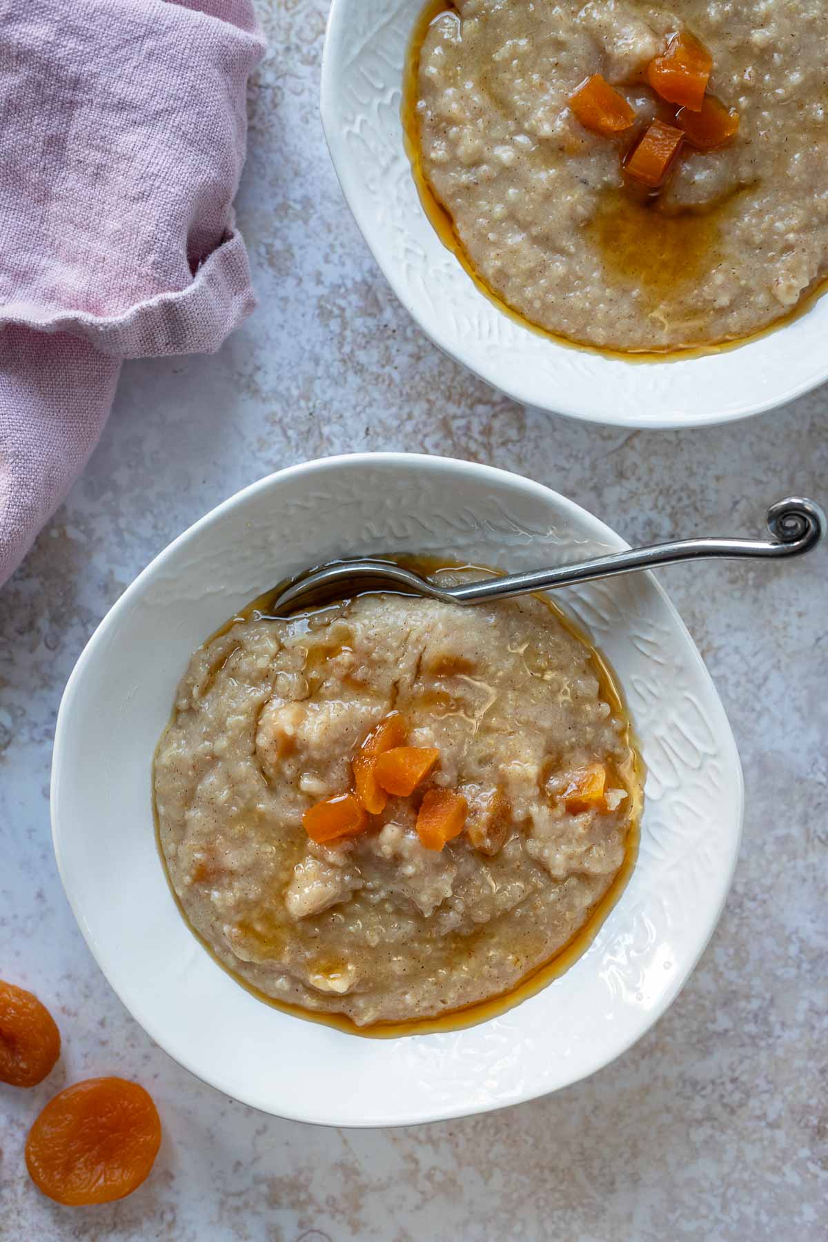 Kokos Porridge Rezept mit Aprikosen