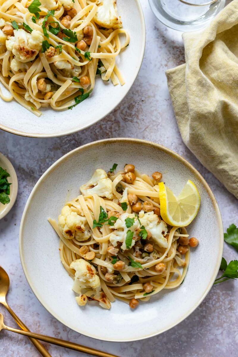 Blumenkohl Pasta mit Kichererbsen in Zitronen-Butter-Sauce