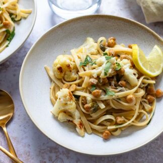 Blumenkohl Pasta mit Kichererbsen in Zitronen-Butter-Sauce