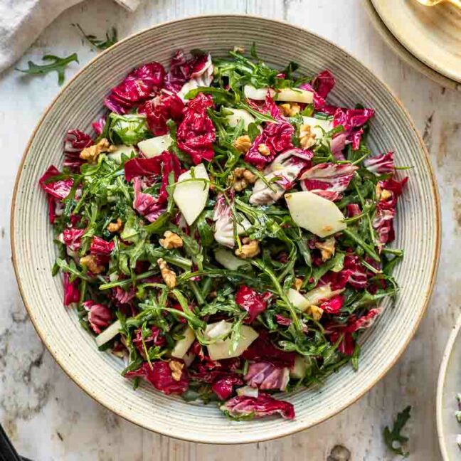 Rucola Salat mit Birne und Walnuss | Rezept | Elle Republic