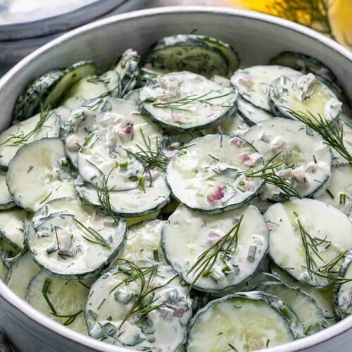 Gurkensalat mit Joghurt Dressing Rezept | Elle Republic