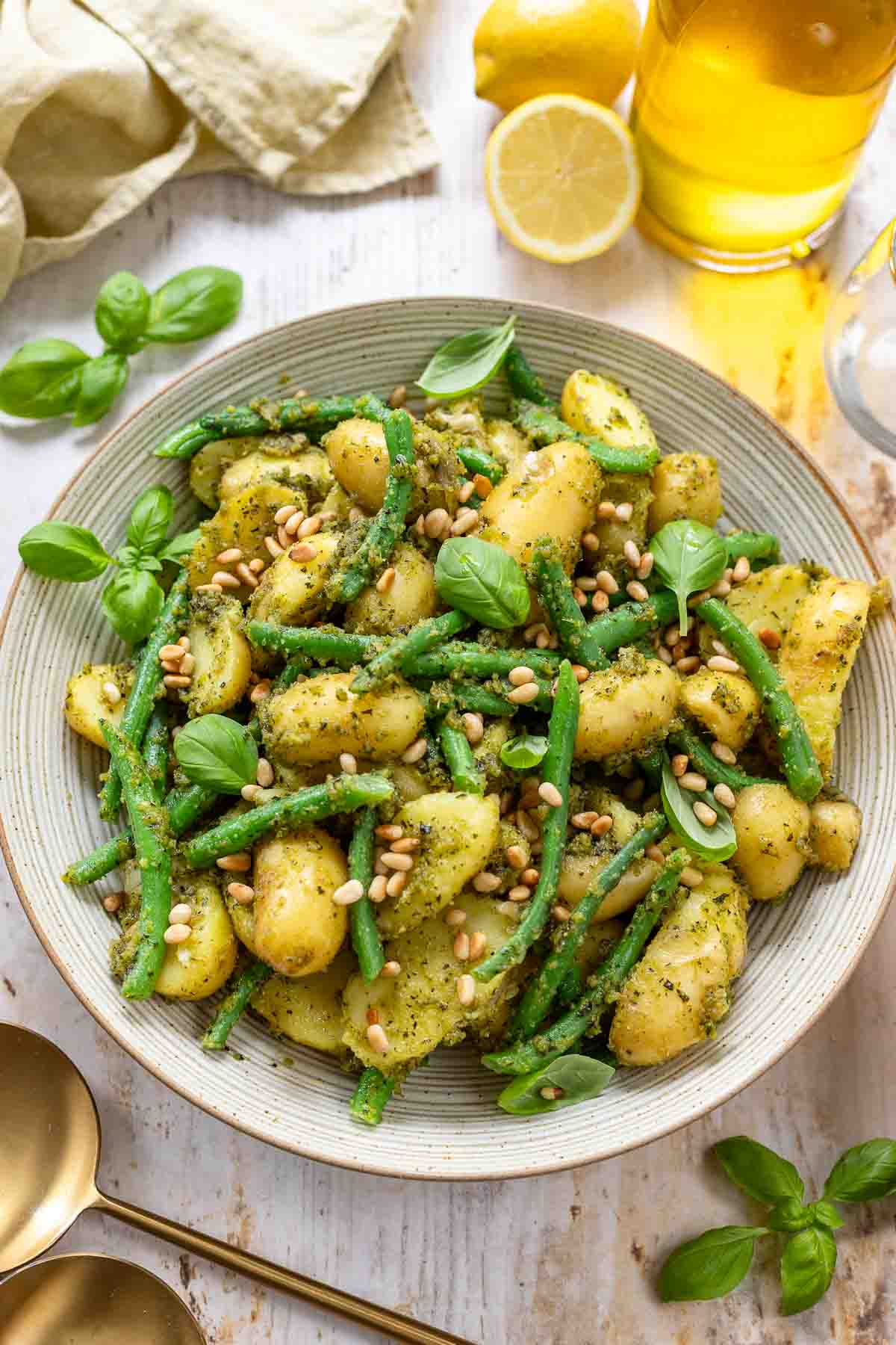 Kartoffelsalat mit Pesto und Grünen Bohnen | Rezept | Elle Republic