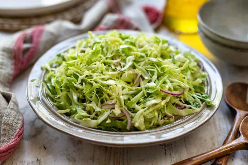 Klassischer Krautsalat Rezept (ohne Mayo)