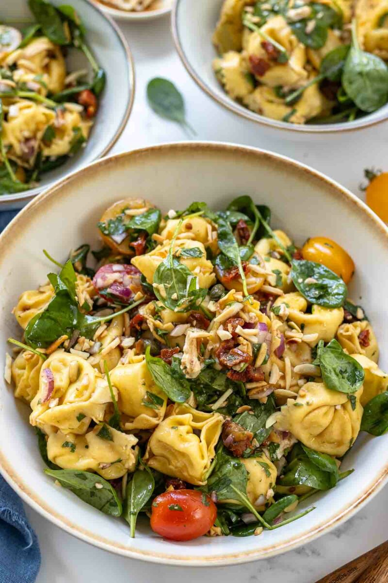 Rezept für Tortellini Salat mediterran mit Feta, Tomaten, Spinat