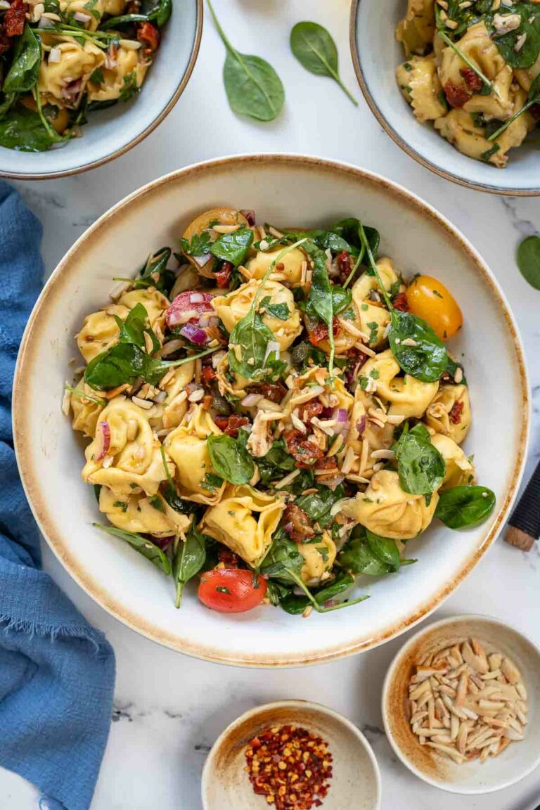 Rezept für Tortellini Salat mediterran mit Feta, Tomaten, Spinat