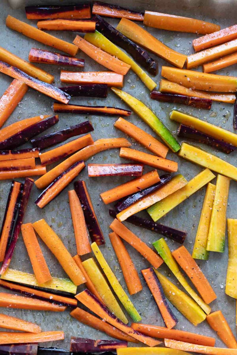 Möhren / Karotten auf ein Blech