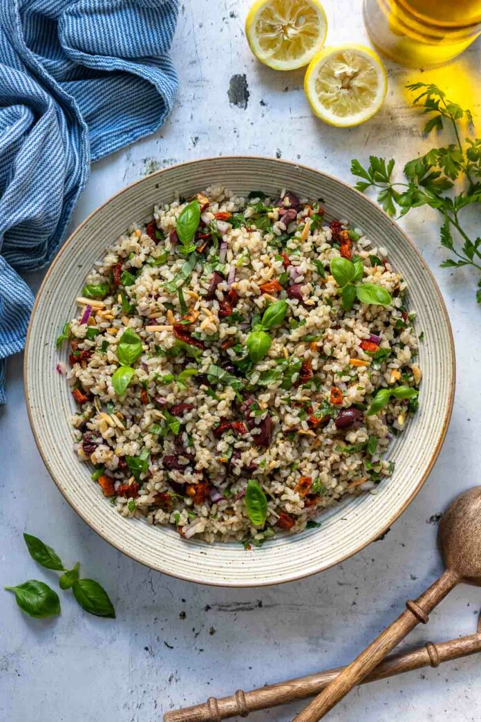 Reissalat Rezept mediterran Art (2 of 7) Italienischer Reissalat Rezept mit Oliven & getrockneten Tomaten