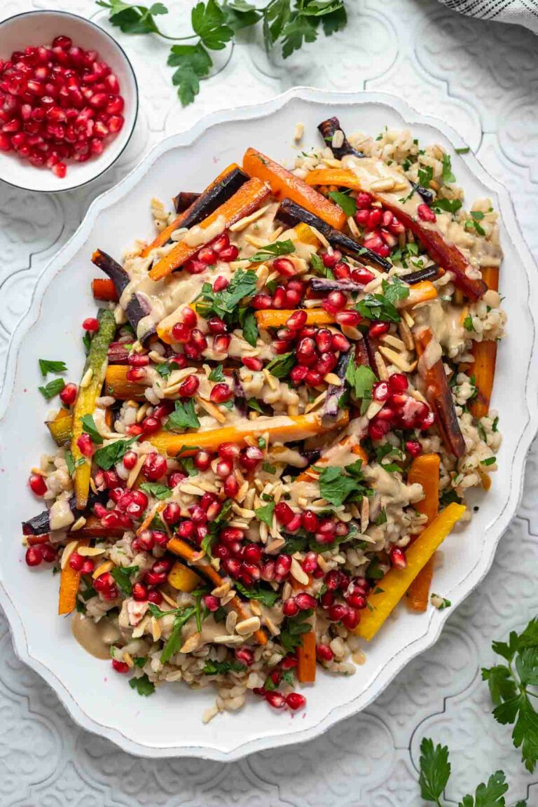 Salat mit gerösteten Karotten und Gerste