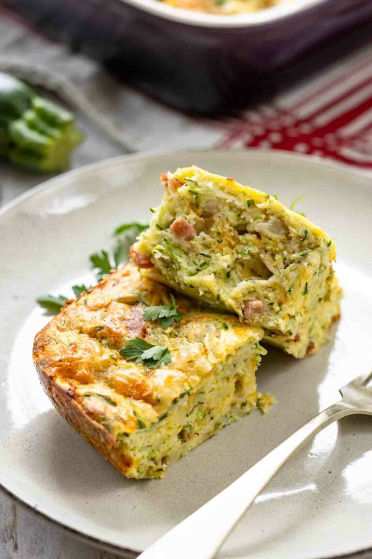 Zucchini-Auflauf mit Käse und Speck