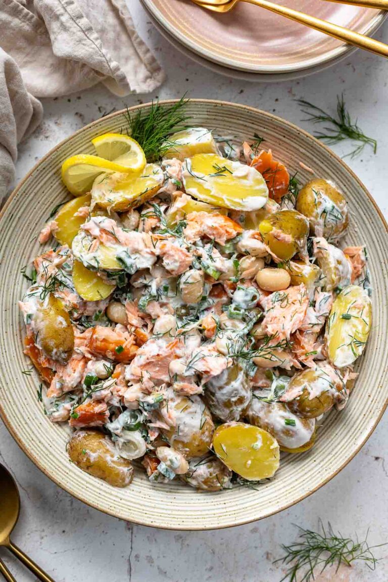 Schwedischer Kartoffelsalat mit Lachs